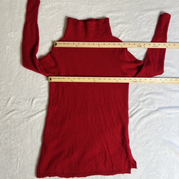 Talbots Women's Cashmere Turtleneck Sweater Size M Luxurious Minimalism Classic - Picture 6 of 8